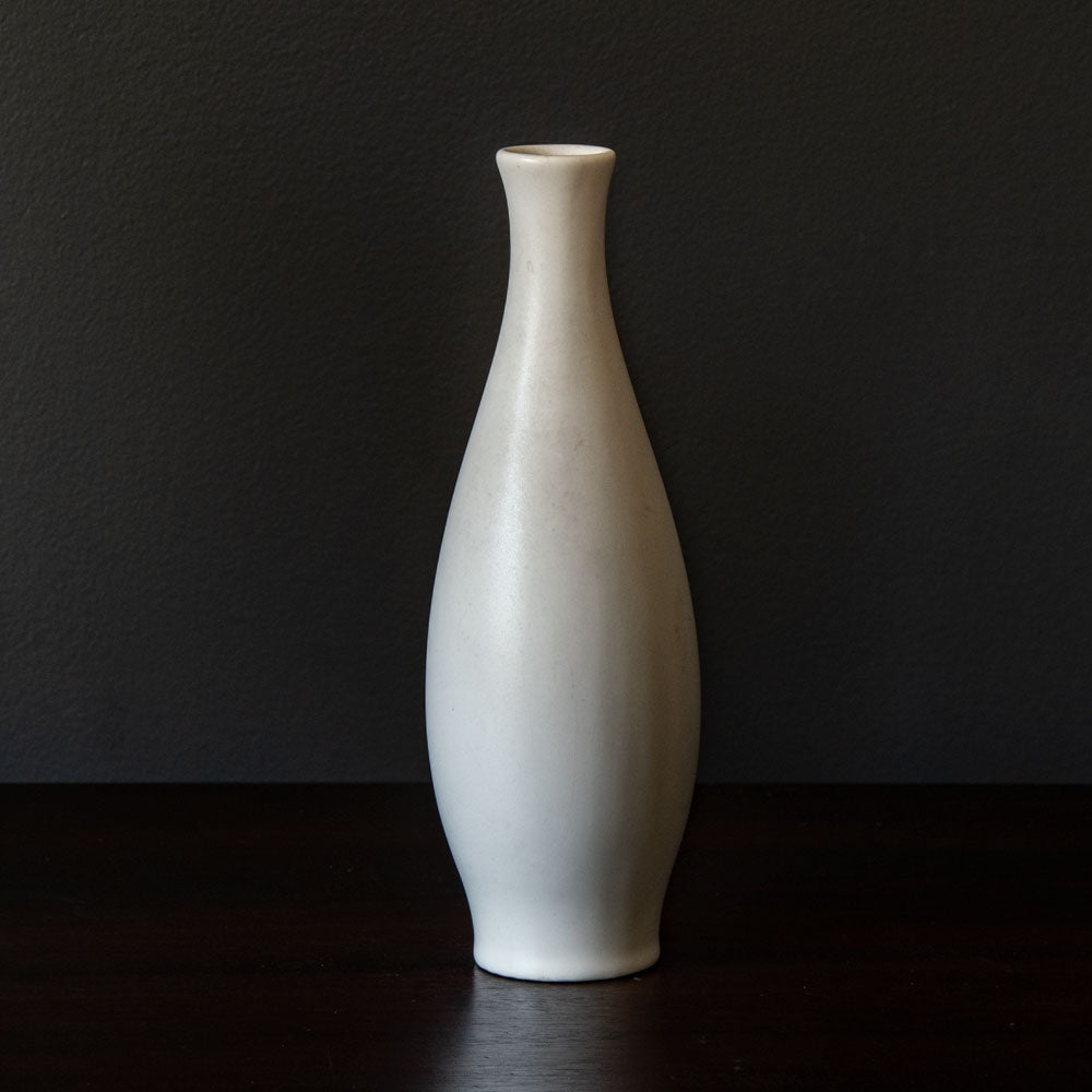 Jan Bontjes van Beek, Germany, stoneware vase with matte white glaze H1047