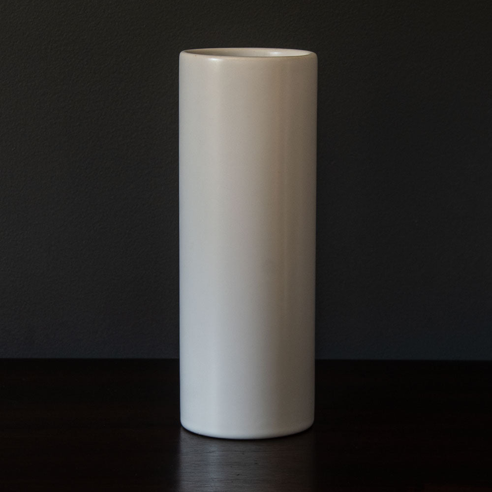 Jan Bontjes van Beek, Germany, stoneware vase with matte white glaze H1040