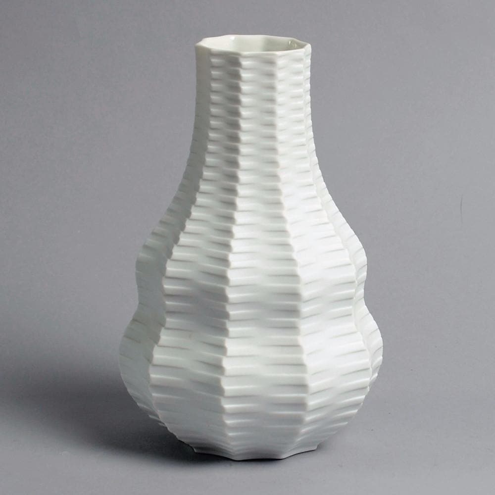 "Archais" porcelain vase by Heinrich Fuchs for Hutschenreuther, Germany B3147, B3145 - Freeforms