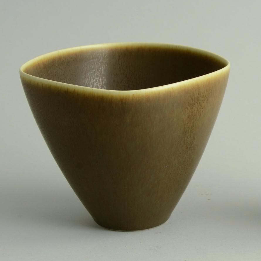 Bowl by Per Linnemann-Schmidt at Palshus N8801 - Freeforms