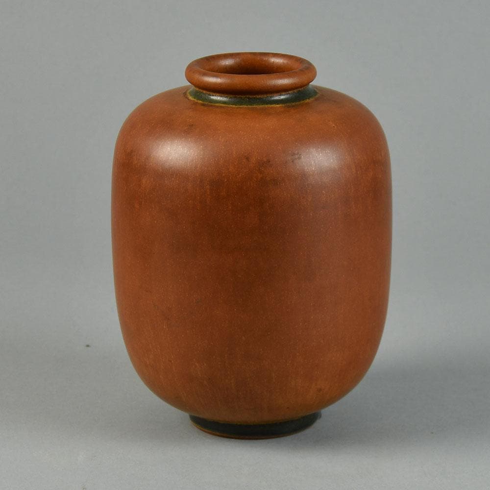Erich and Ingrid Triller for Tobo, ovoid vase with reddish brown glaze G9253 - Freeforms