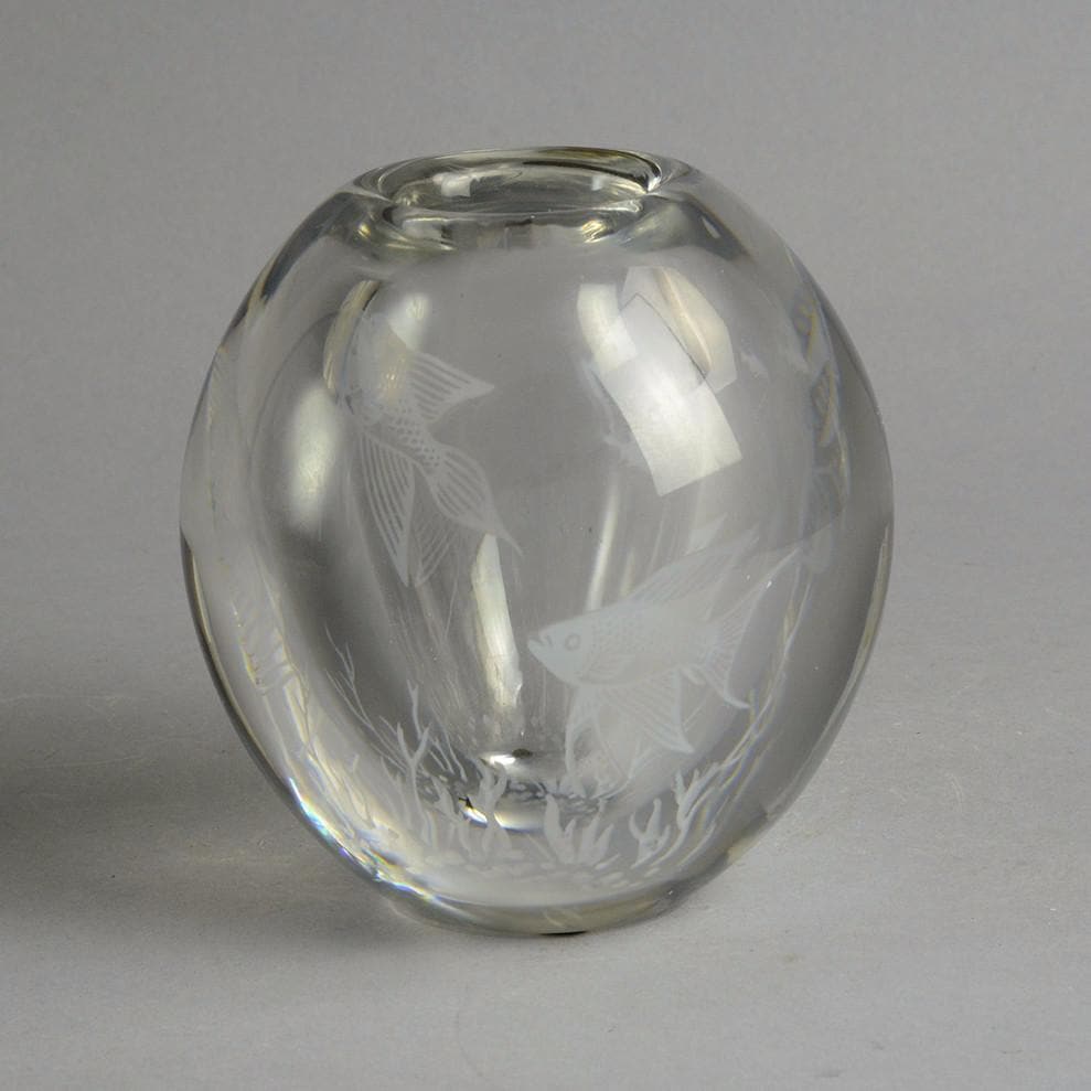 "Fishgraal" glass vase by Edward Hald for Orrefors