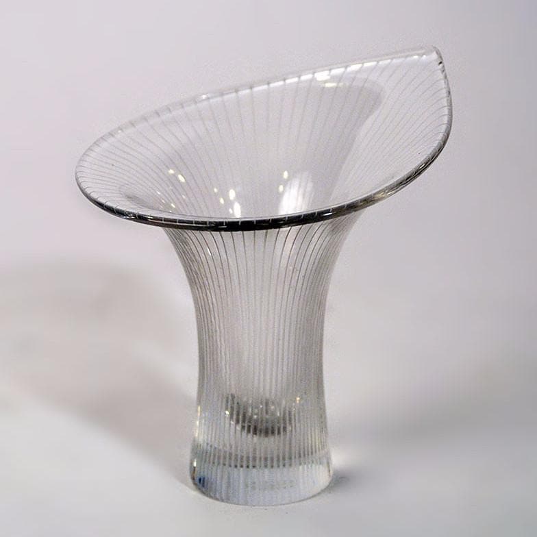Glass "Chanterelle" vase by Tapio Wirkkala for Iittala N7617 - Freeforms