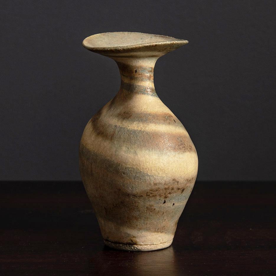 Lucie Rie, UK unique stoneware vase with striated matte pale brown glaze F8298 - Freeforms