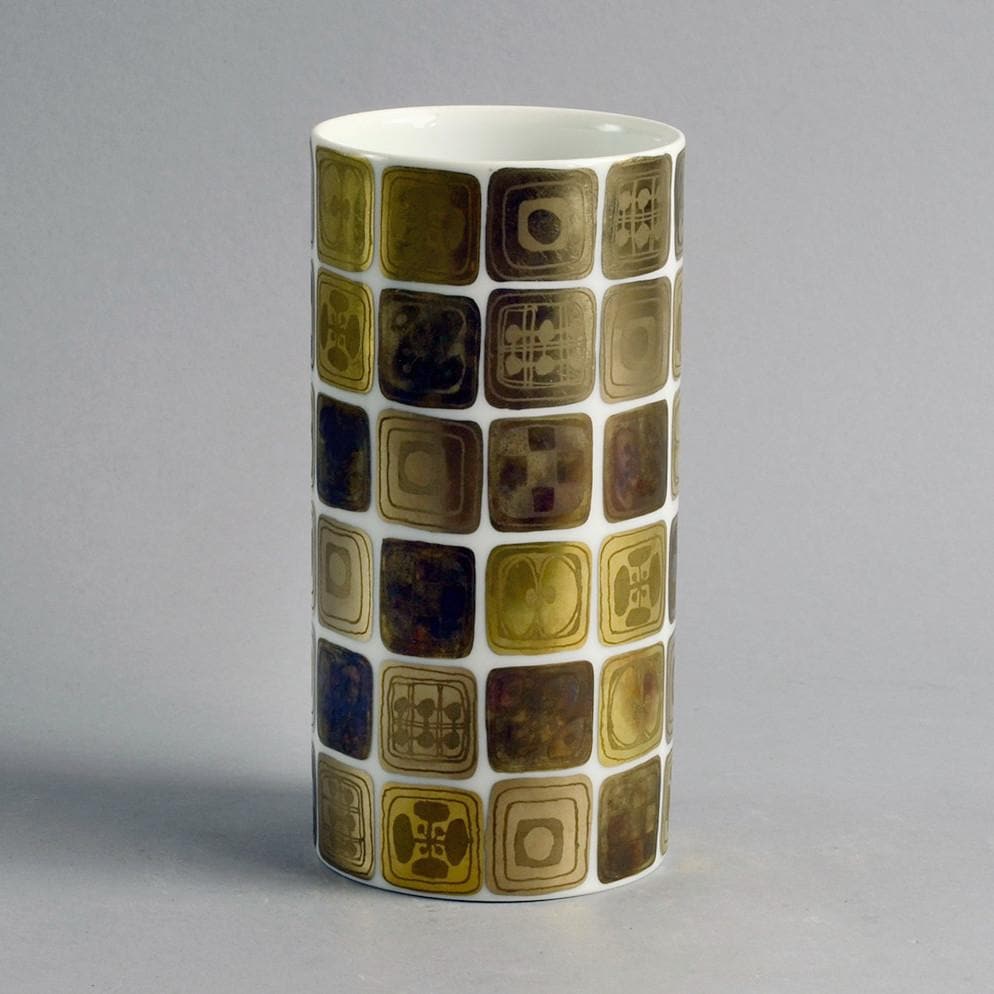Porcelain vase by Bjorn Wiinblad for Rosenthal B3868