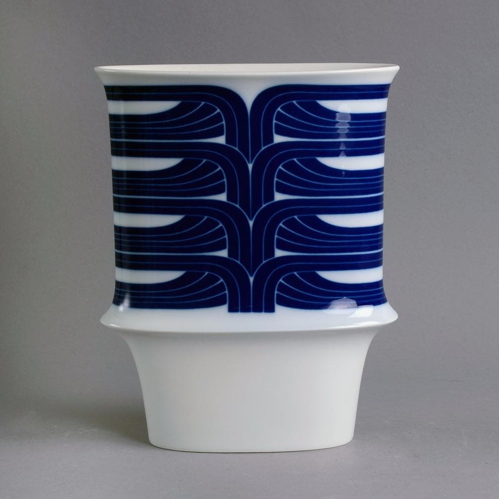 Porcelain vase by Rosenthal B3717 - Freeforms