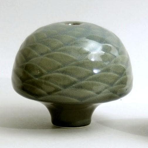 Unique porcelain sculptural vessel by Karl Scheid N8380 - Freeforms