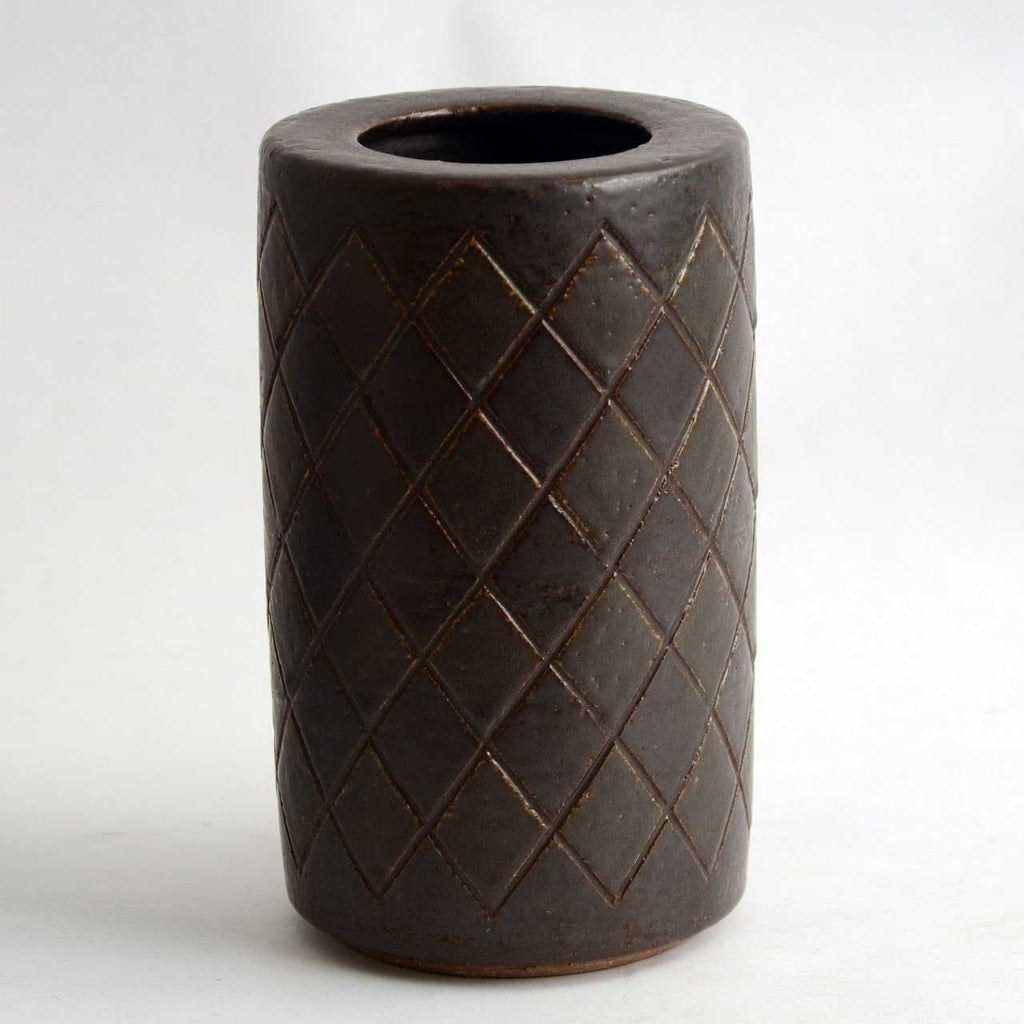 Vase by Per Linnemann-Schmidt at Palshus N8787 - Freeforms