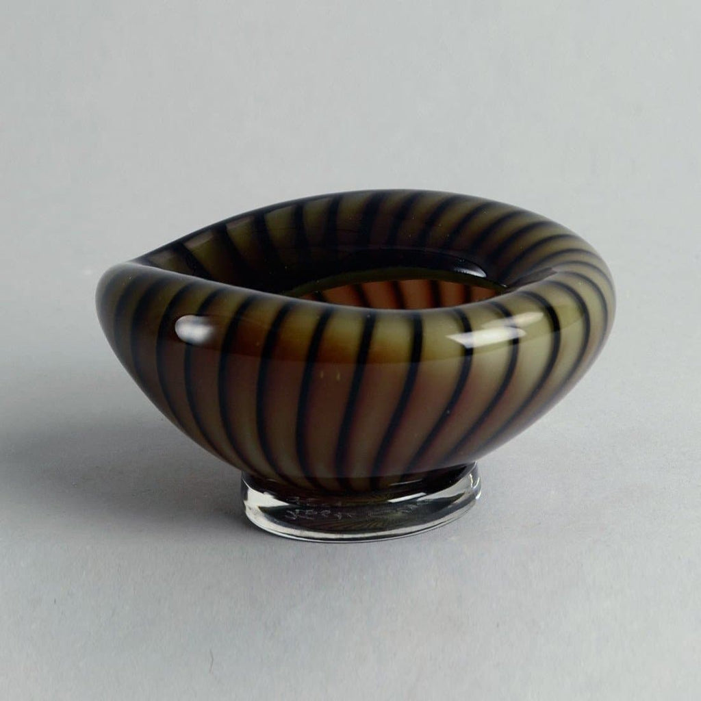 Vicke Lindstrand for Kosta Glass "Colora" bowl A2096 - Freeforms