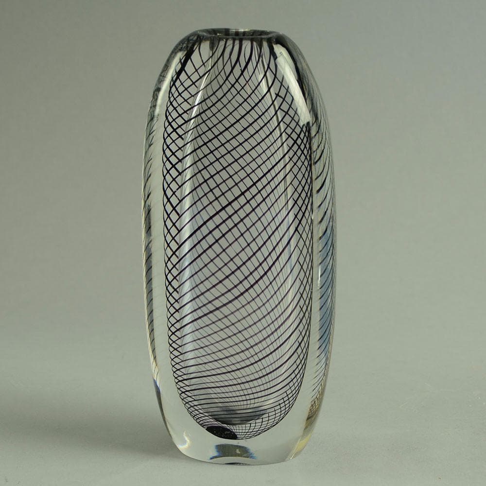 Vicke Lindstrand for Kosta Glass vase N8963 - Freeforms